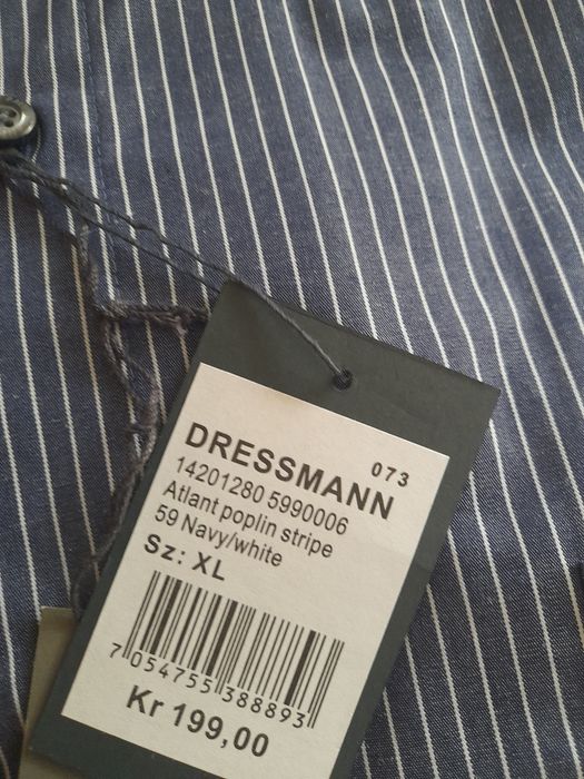 Продавам мъжка риза