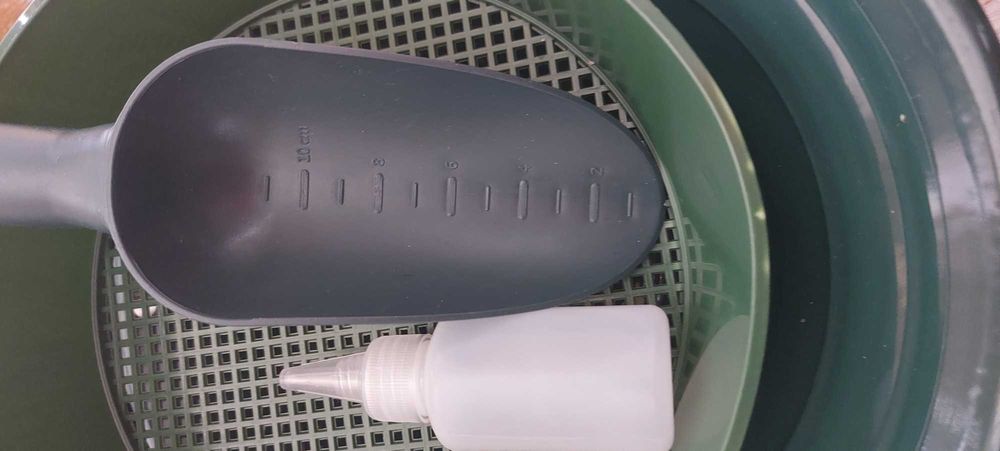 сито , леген за злато , лопатка - комплект