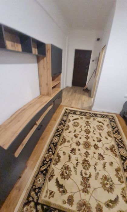 Inchiriez garsoniara in Gruia