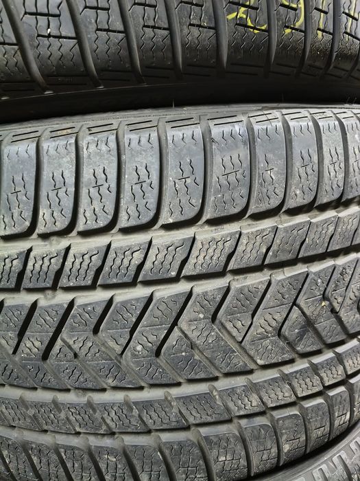 Anvelope second iarna 315 30 R21/275 35 R21 Pirelli NO