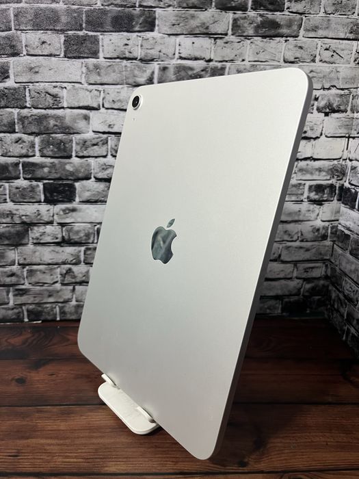 iPad a 16