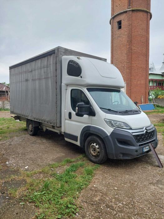 Vand autoutilitara
