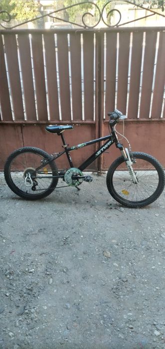 Bicicletă copii 6-9 ani.