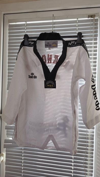 Кимоно за Таекуондо DAE DO + 2 колана - Taekwondo daedo