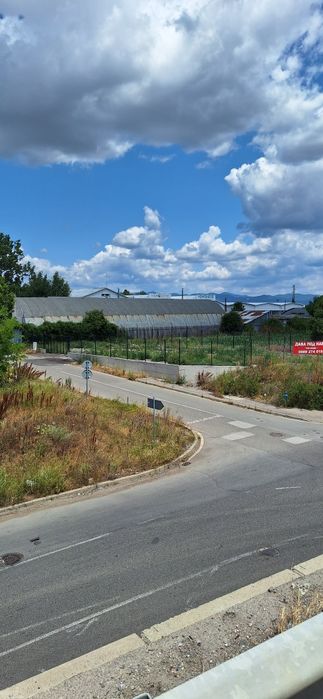 Дава се под наем Гараж / Паркомясто в София, Илиянци - 450 кв.м за 765 € - Снимка #2