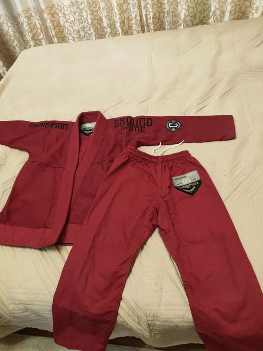 Продам кимоно для джиу-джитсу