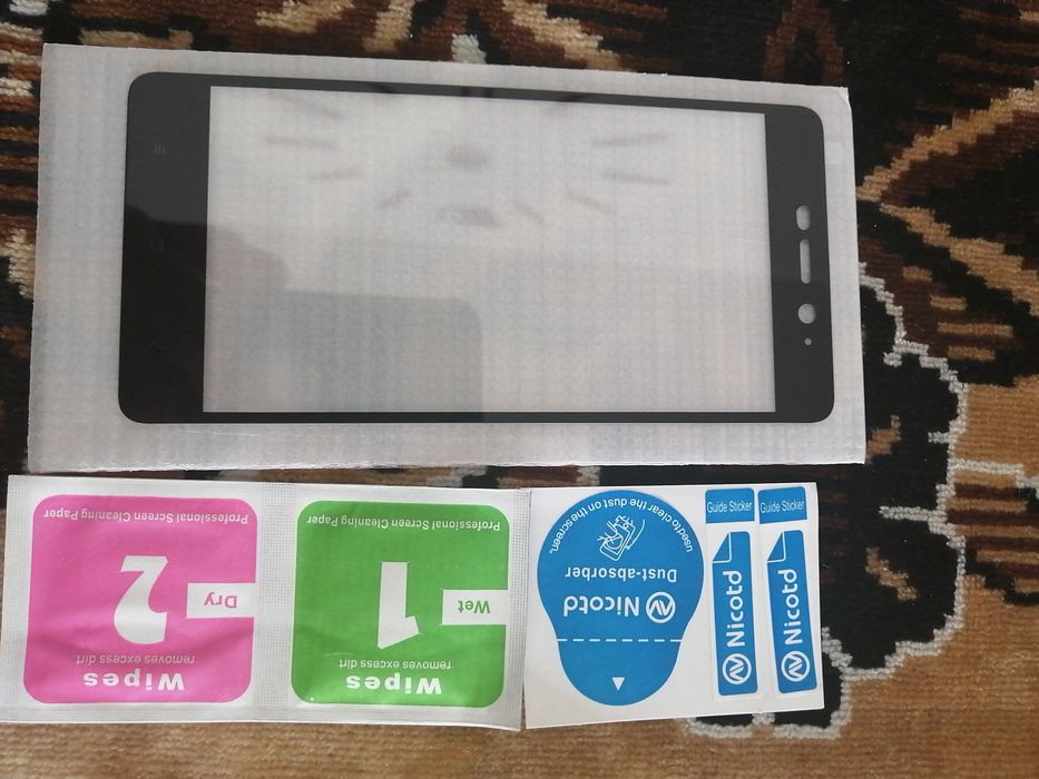 Продам стекло xiaomi redmi 4 pro black
