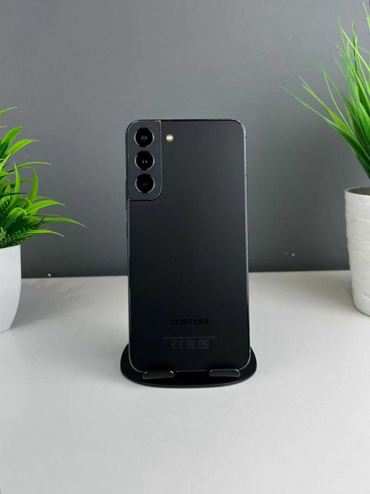 Samsung Galaxy S22+ 256GB, черный 1265а37109