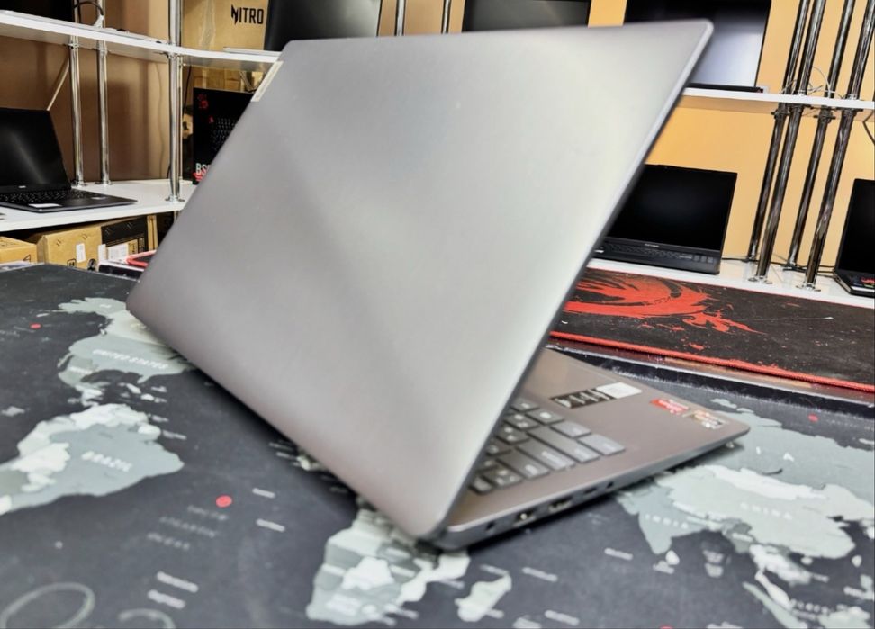 Ноутбук Lenovo IdeaPad 3 Ryzen 5-5500U/8GB/SSD 256GB