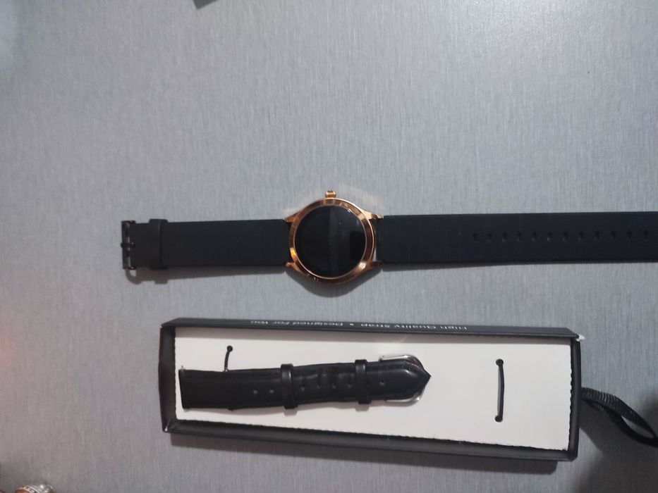 Продажба на смарт часовник