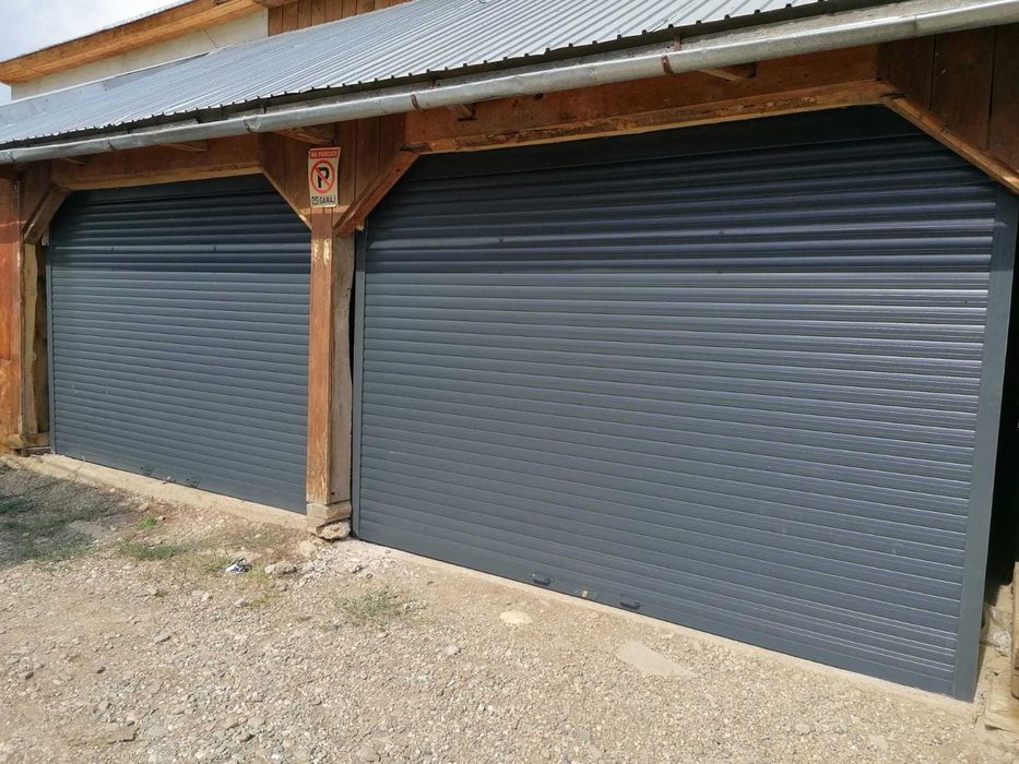 Uși garaj rulou automate cu telecomandă