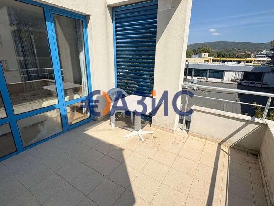 Продава се Двустаен апартамент в к.к. Слънчев бряг - 79 кв.м за 1260 €/кв.м - Снимка #4