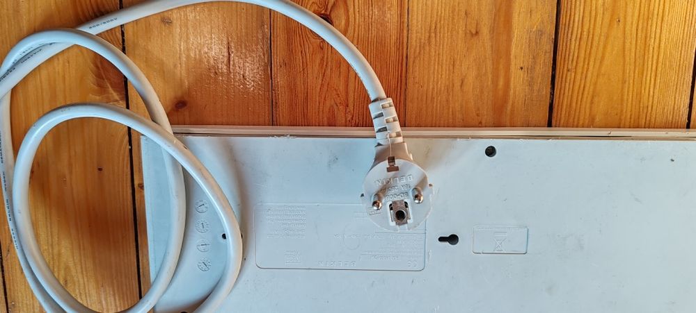 Разклонител  " Belkin"