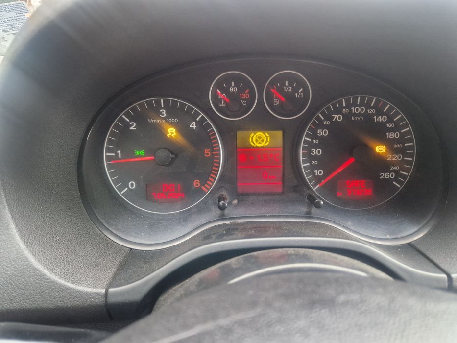 Ауди а3 на части