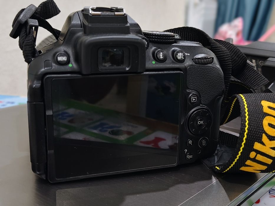 Продам фотоаппарат Nikon 5300