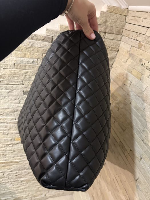 Geanta Yves Saint Laurent