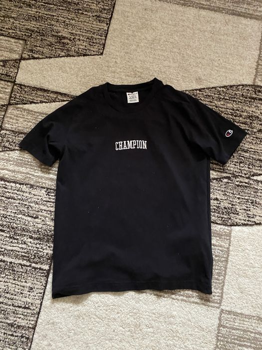 tricou Chmpion.