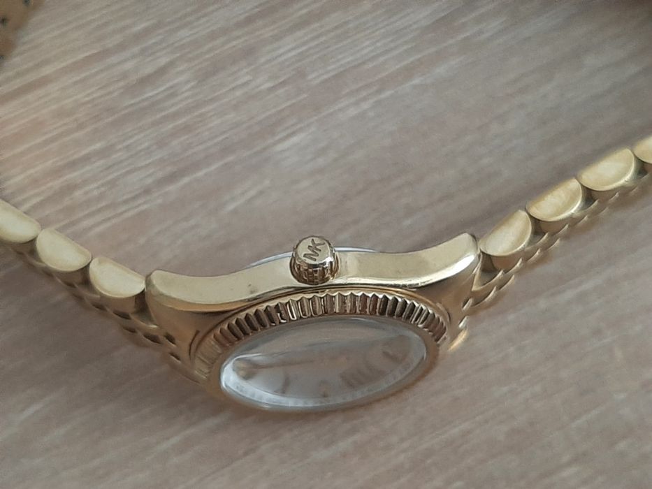 Ceas Damă Michael Kors Lexington - Auriu, Cifre Romane, Elegant