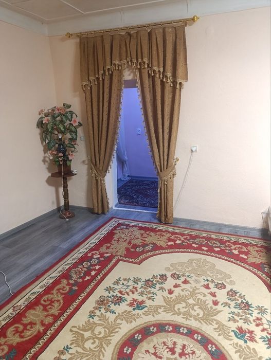 Уй сотилади Тошкент вилояти орта чирчик тогизок махалла