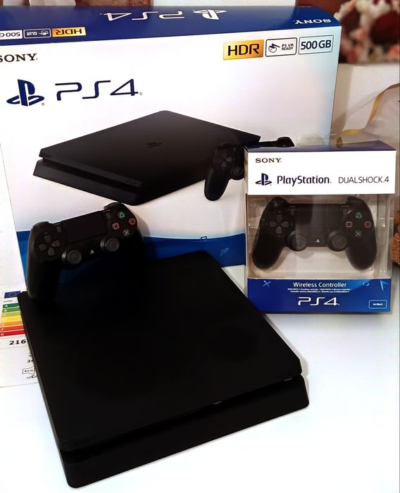 Ps4/Playstation 4 Slim 500GB HDD cu+20 jocuri+2 Controllere Wirelless