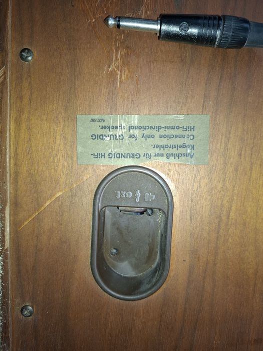 Boxe GRUNDIG.stare buna