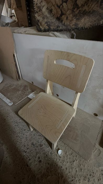 Поодам детские табуреточки