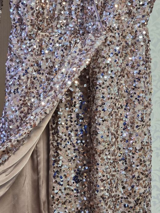 Роскошное брендовое платье