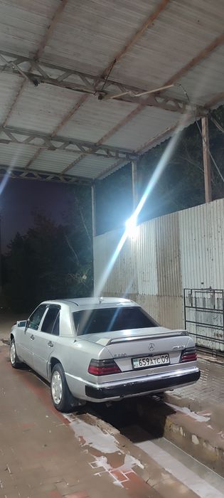 Mercedes-benz 124