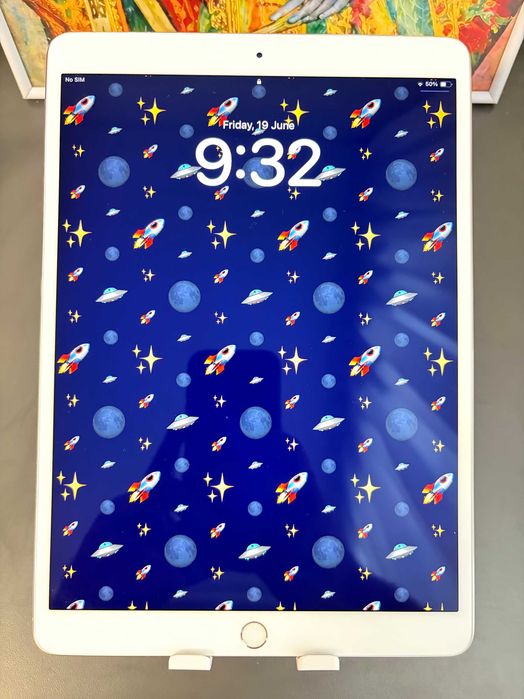 Apple iPad Pro 1gen A1709 10.5' 64GB WiFi + Cellular / Silver [4GB RAM]