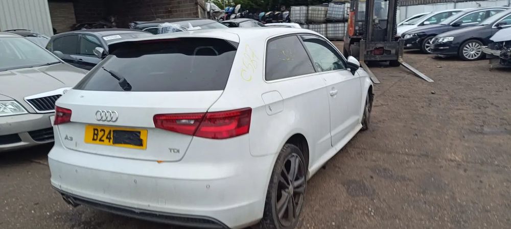 Dezmembrari / Dezmembrez AUDI A3 (8V1) [Fabr 2012-prezent] 2.0 TDI CRBC cutie viteze manuala cod culoare LS9R