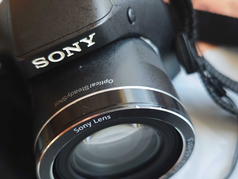 Фотоапарат Sony Cyber-shot DSC H-300