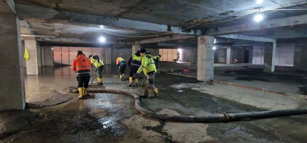 Turnare Sapa industrial din Beton finisata cu Elicopter si Cuart !