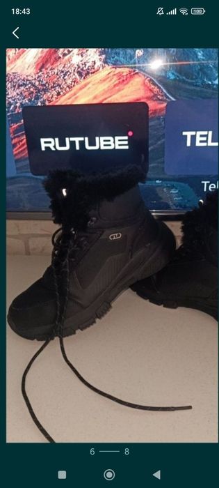 Отдам много обуви и вещей