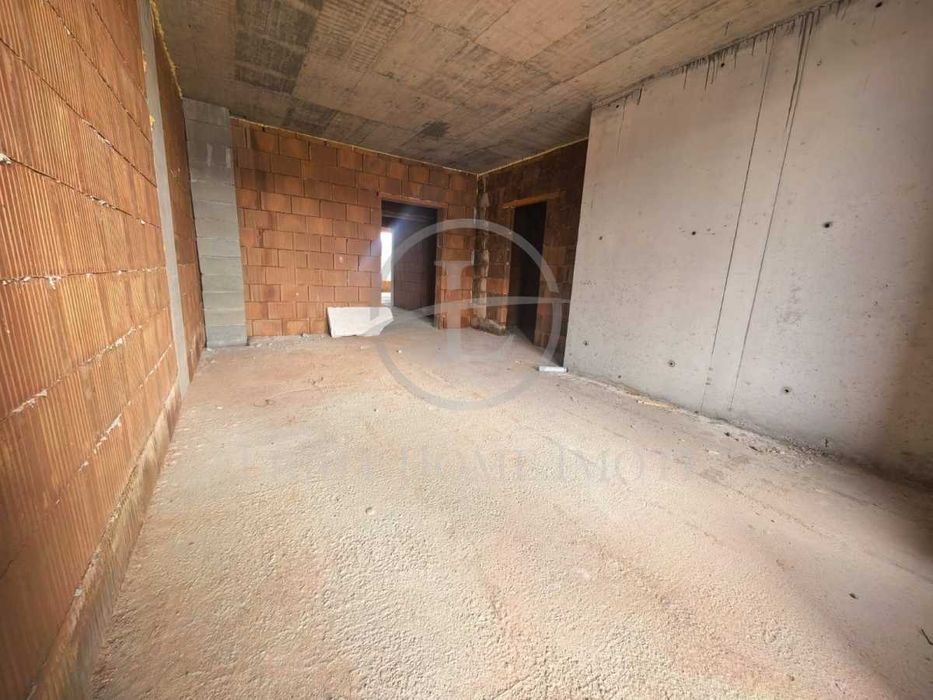 Реф. 3678 Страхотна Инвестиция / Едностаен с АКТ 14 / Смирненски