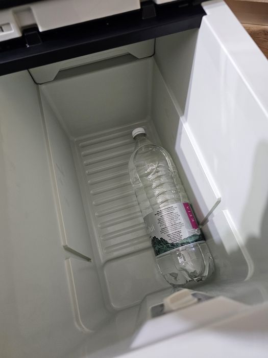 Frigider auto Dometic 12/24v 36litri cu compresor si freon r134a