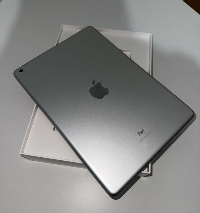Продаю Ipad 9 64 Gb