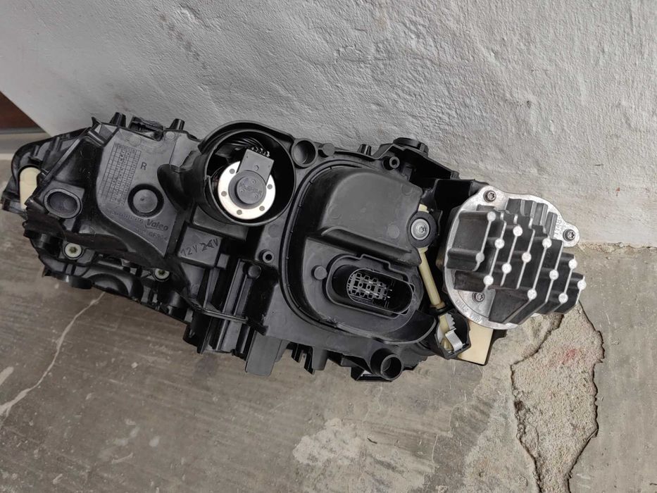 Фар VW Polo 2G IQ.LIGHT LED 22г. десен / Фар Поло 2Г Оригинален