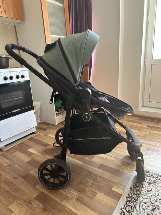 Продам коляску до 3 лет