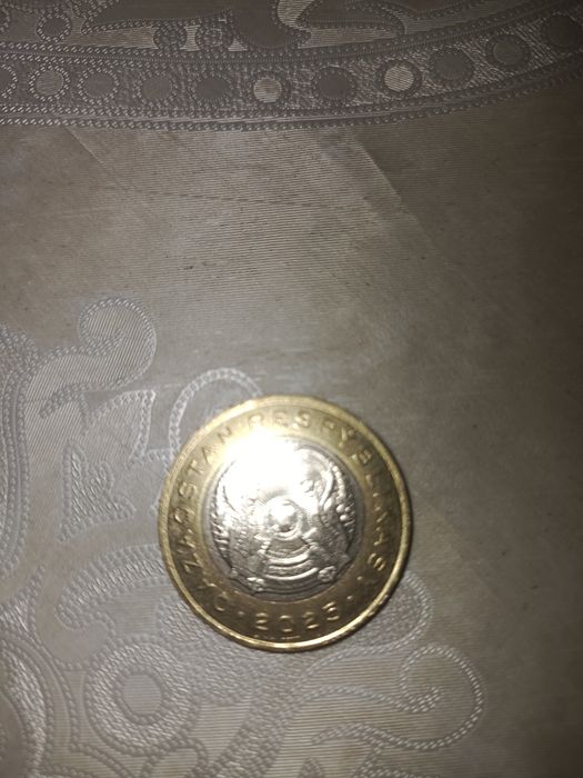 Монета 5000 продам