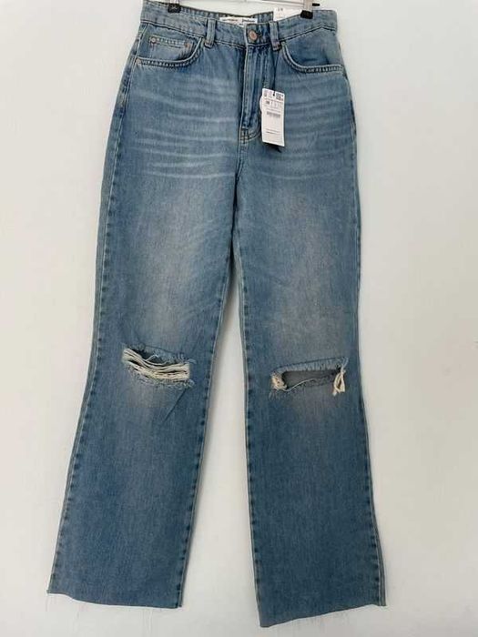 чисто нови дънки