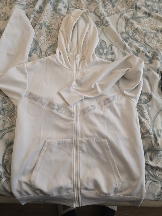 Nike Tech нови .