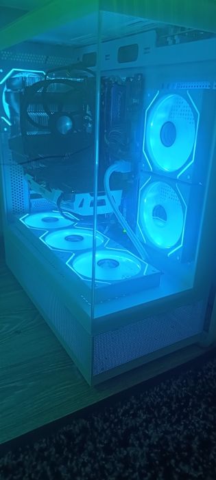 Kit Gaming Procesor AMD FX 8350, placa de baza si ram ( carcasa bonus