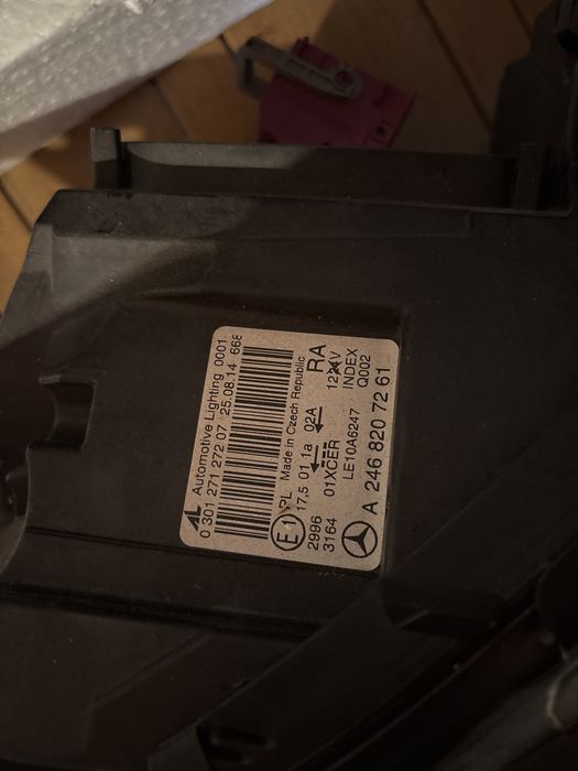 Фар Mercedes B-class 3 броя