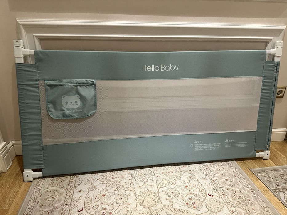 Защитный бортик для кровати