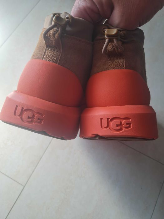 Vand ghete UGG iarna, imblanite, marimea 45, noi, nepurtate