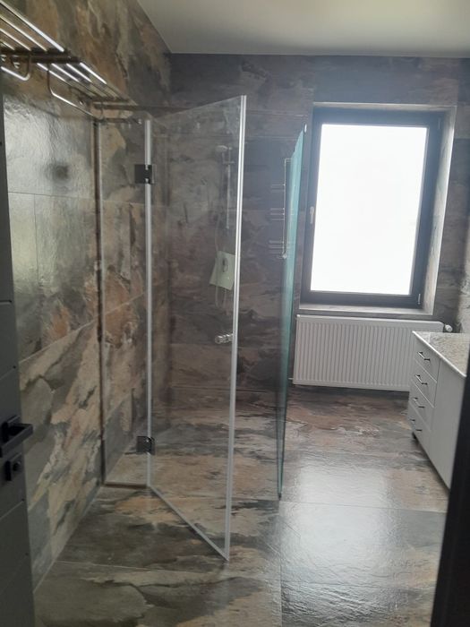 Panou de duș, cabine de duș