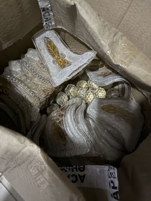 Люстра большая 2 шт