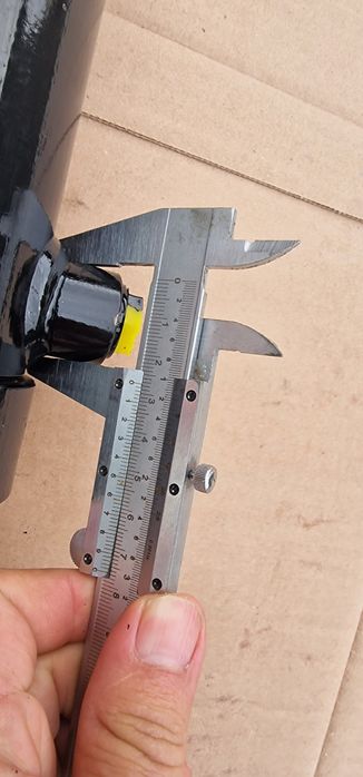 Cilindru hidraulic 1000 mm închis 1 m deschidere 70 cm tija grosime 40