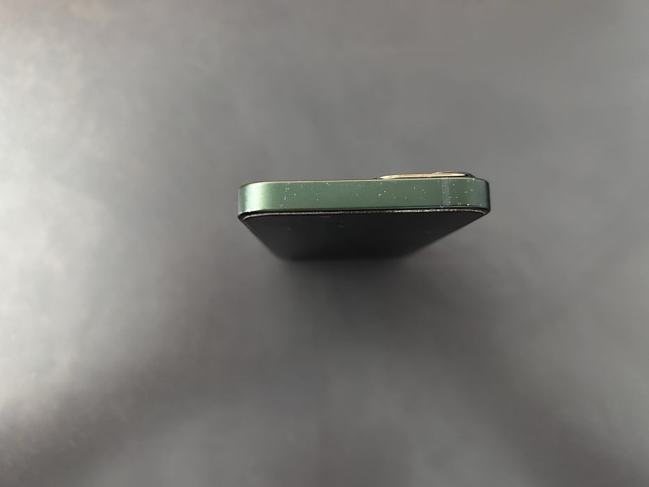 iPhone 13 mini