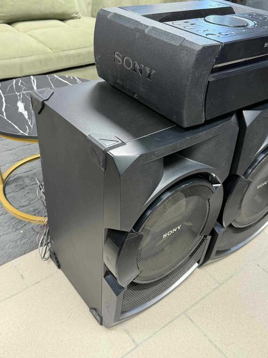 Продавам Аудио Система Sony Shake x30